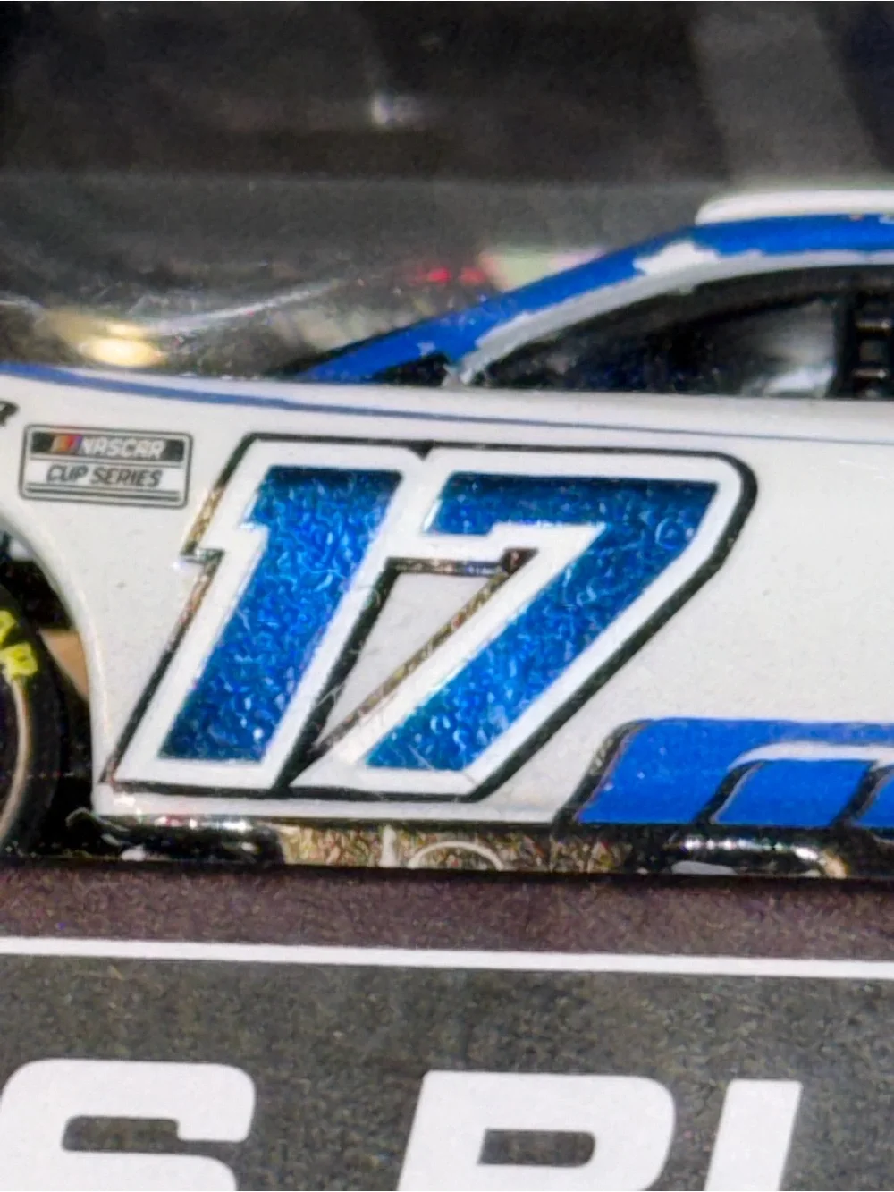 Nascar Lionel Racing Chris Buescher Race Car Diecast 1:64 Collectible Brand New.